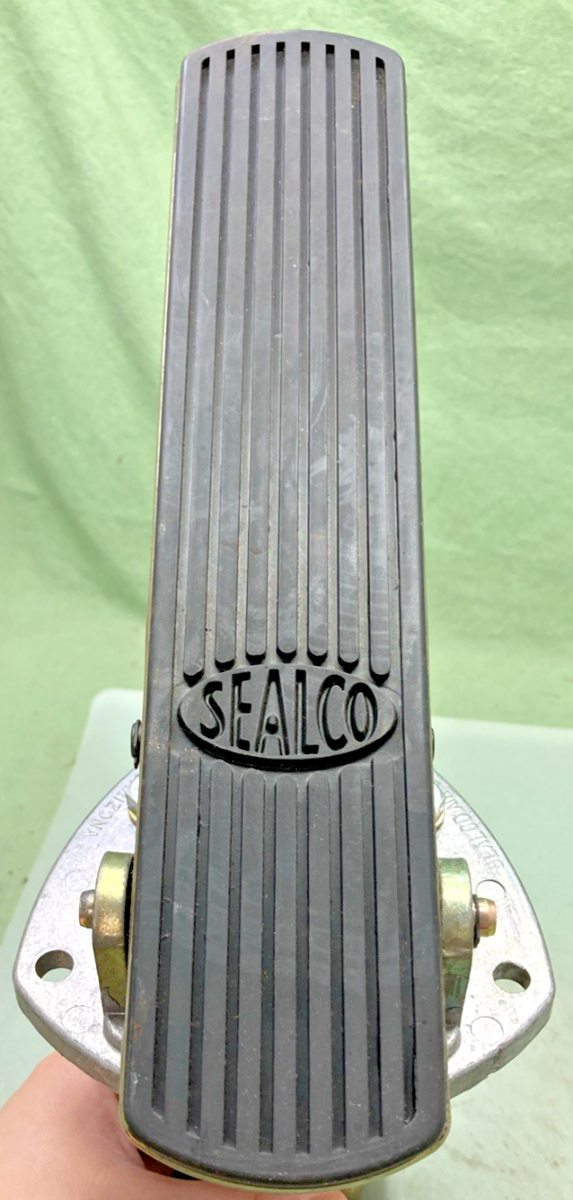 New Genuine Sealco 6125 Single Circuit Foot Valve