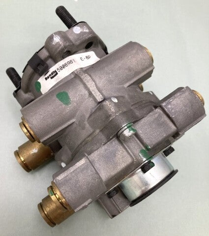 Bendix 5006961 Foot Brake Valve New Genuine