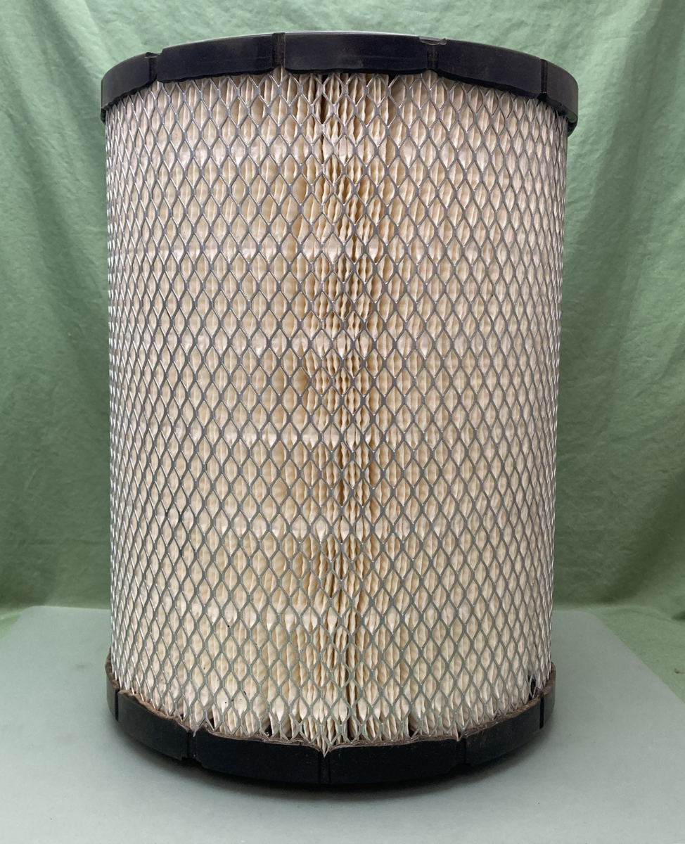 NEW GENNUINE DONALDSON P532499 AIR FILTER