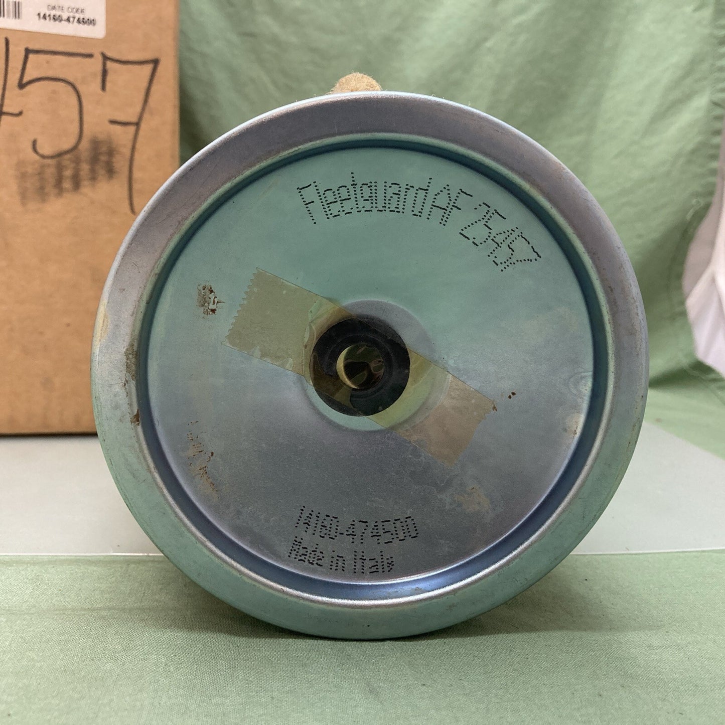 NEW GENNUINE FLEETGUARD AF25454 AIR FILTER