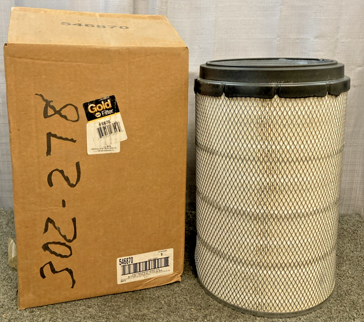 New Genuine Napa 6870 Air Filter