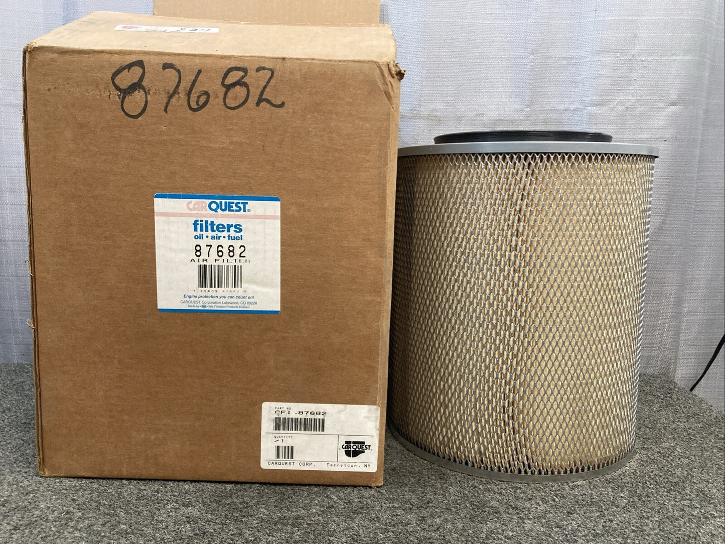 New Genuine Carquest 87682 Air Filter