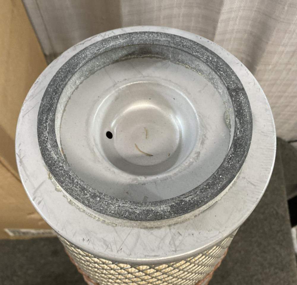 New Genuine Wix 42611 Air Filter