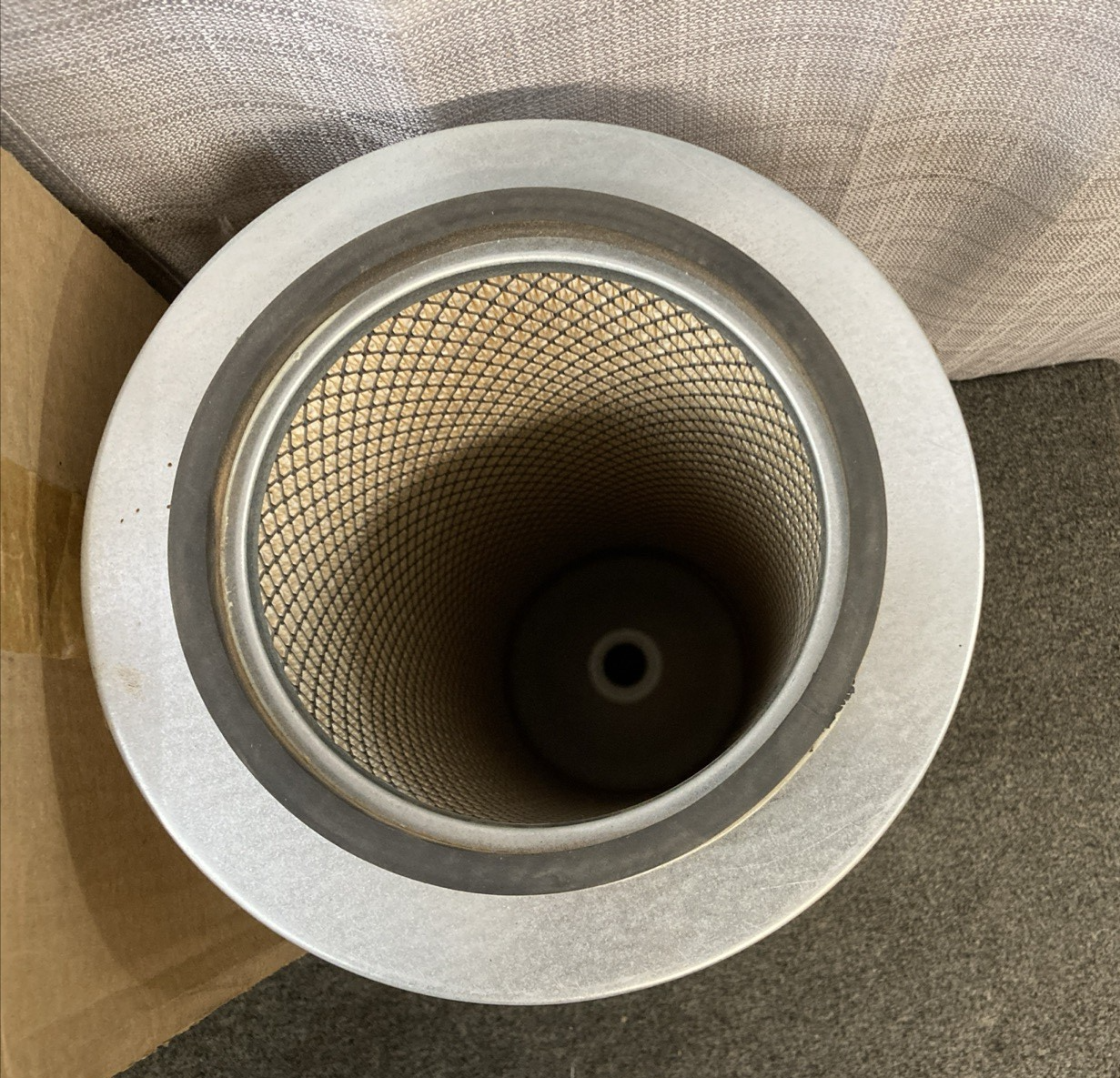 New Genuine Baldwin LL2688 Air Filter