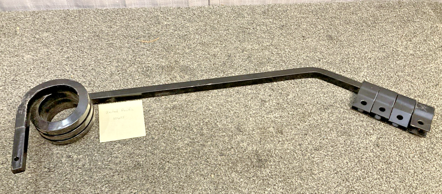 New Replaces United Pacific 10615 Black 3 Coil Angled Mud Flap Hanger