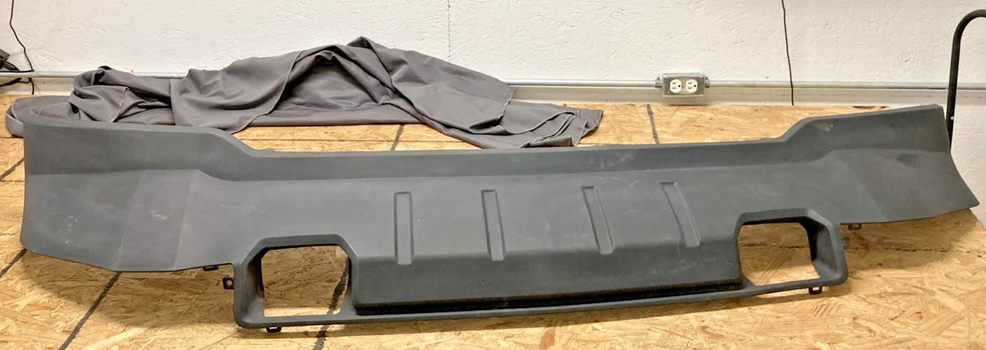 New Genuine Tong Yang CV05087VA Front Apron for Chevrolet Silverado