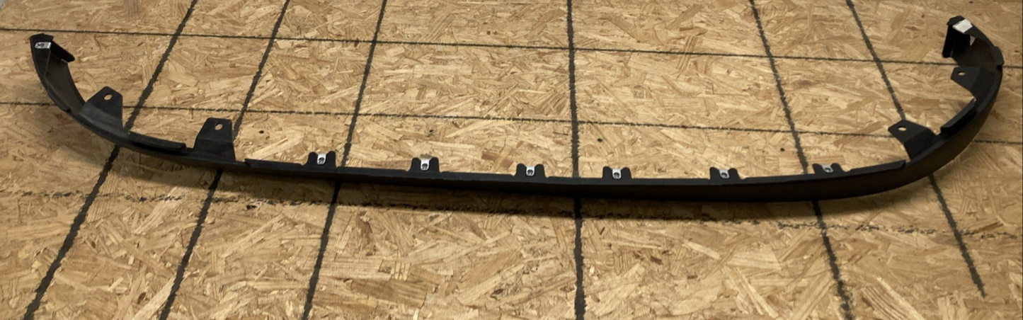 New Genuine Chevrolet 20845670 Front Lower Valance Extension