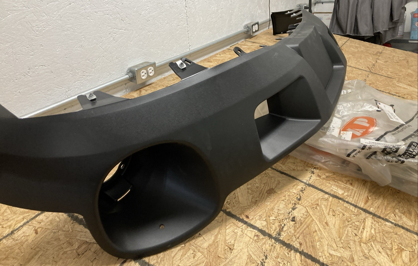 New Replaces GM GM1092216C Front Valance Panel
