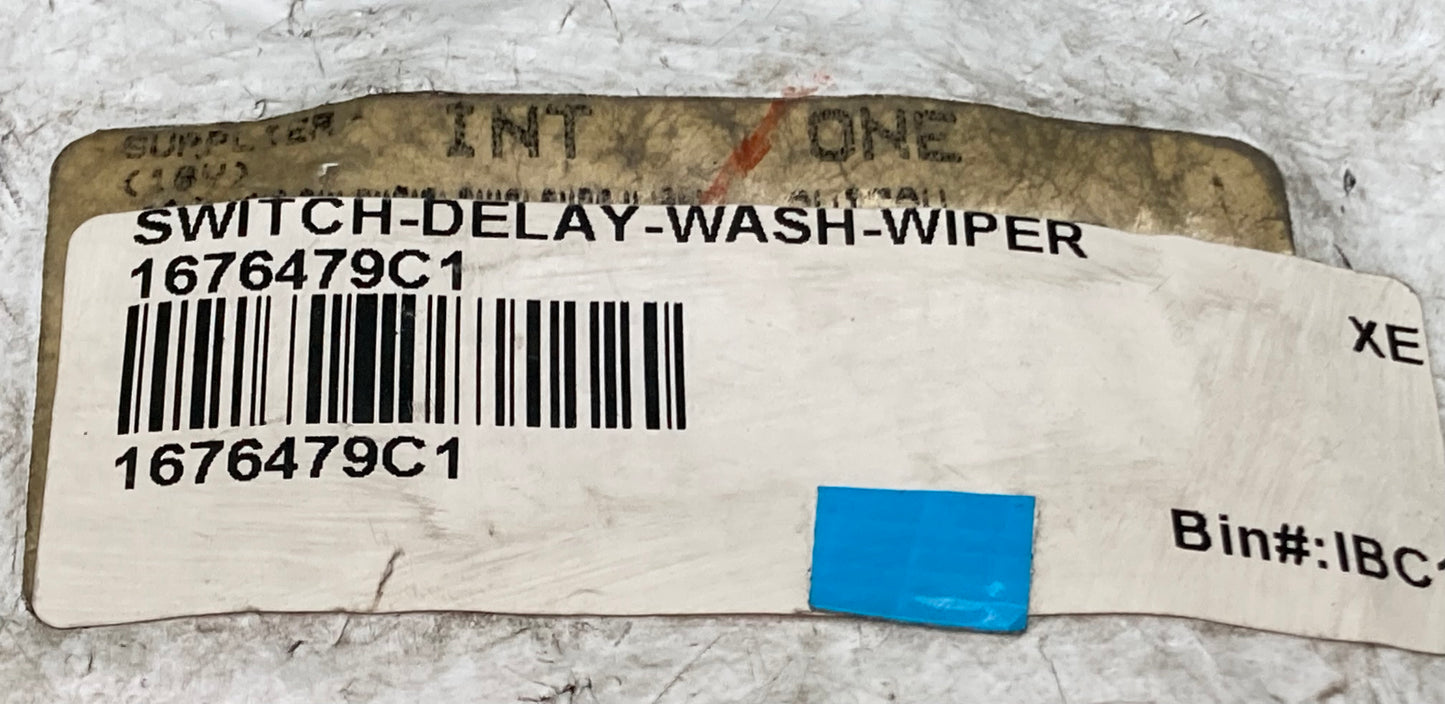 New Genuine International 1676479C1 SWITCH, W/W/ DELAY