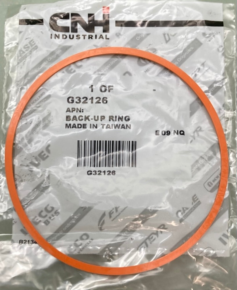 CNH Industrial G32126 Ring New Genuine; 87772926;  P1746014; R1746014