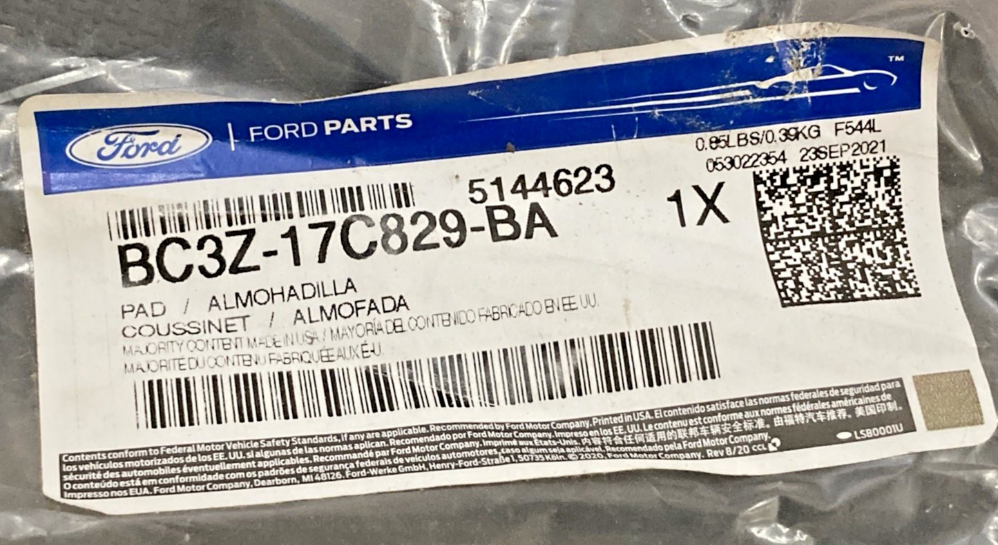 New Genuine Ford BC3Z-17C829-BA Front Bumper Step Pad Impact
