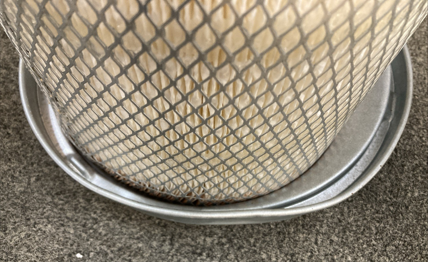 New Genuine Donaldson P150695 Air Filter