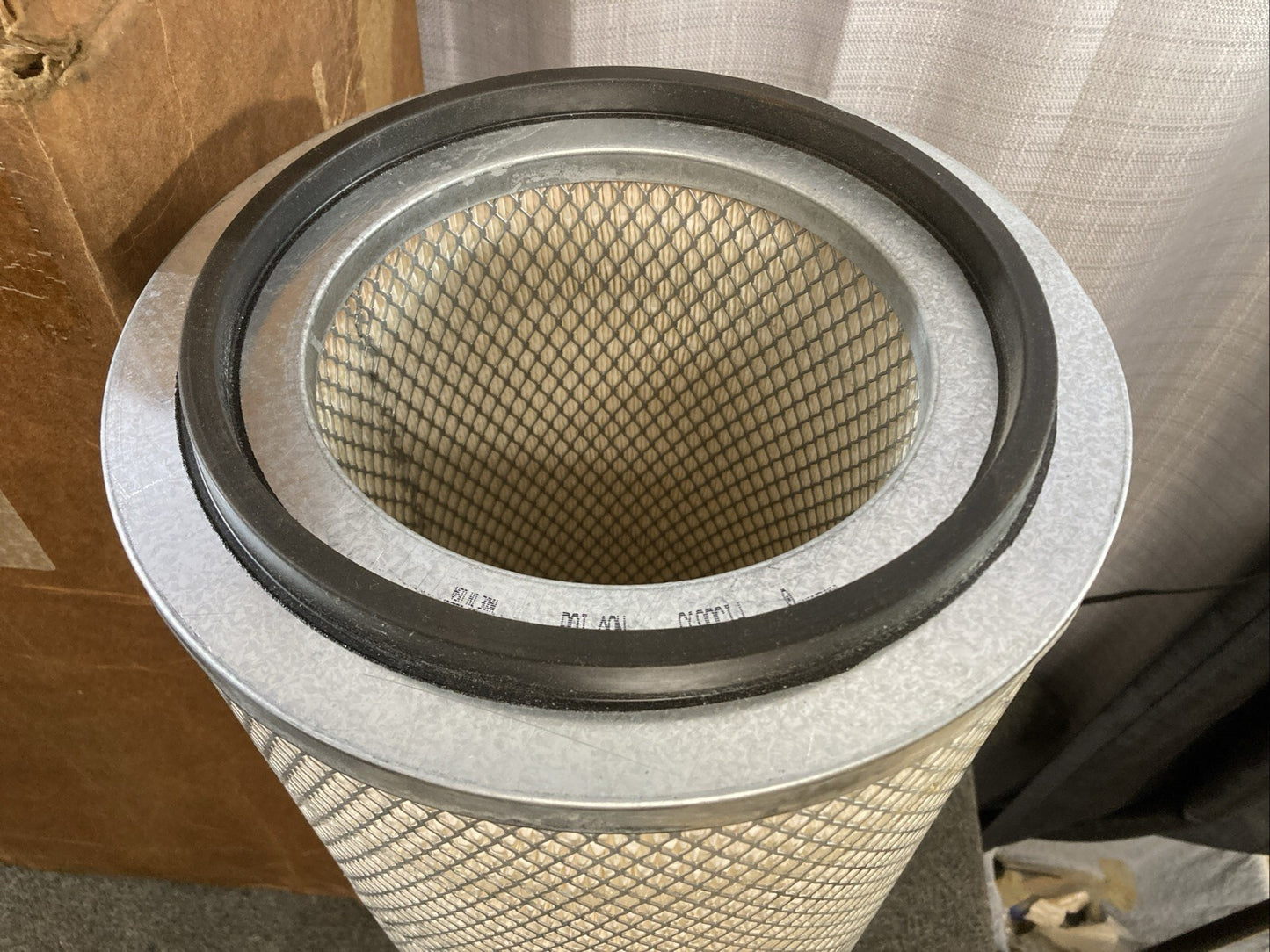 New Genuine Donaldson P150695 Air Filter