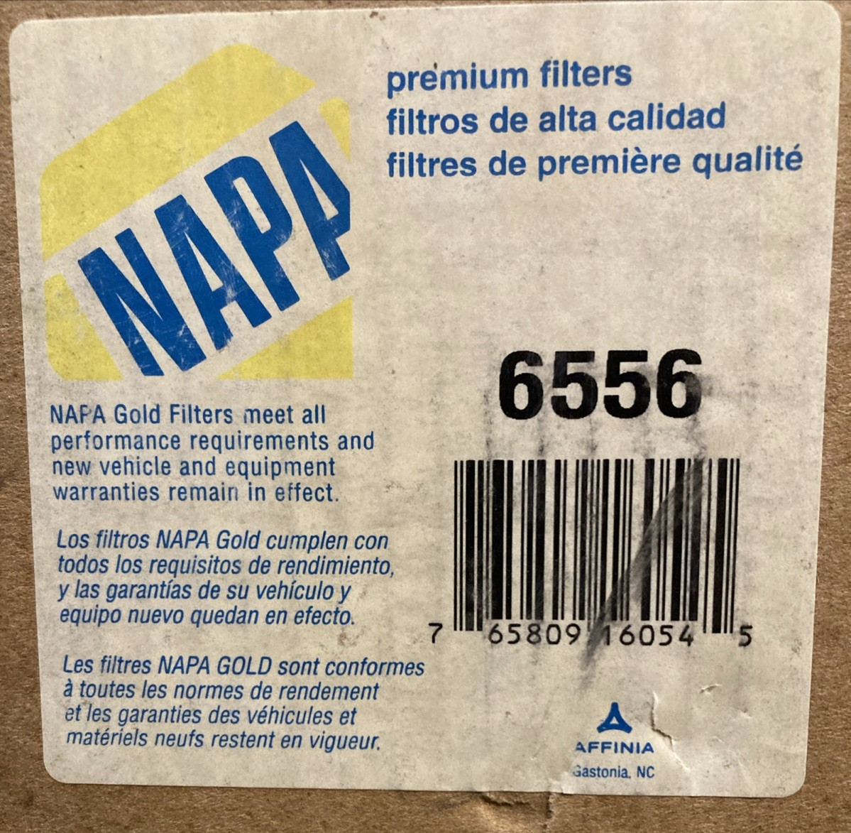 New Genuine Napa 6556 Air Filter