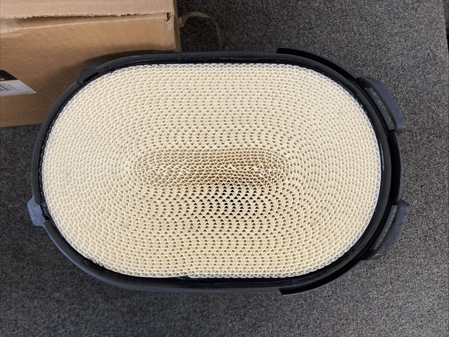 New Genuine Napa Gold 2731 Air Filter