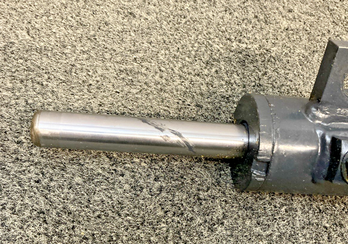 Remanufactured Clark Parts CL6046-14190 Side Shift HDY Cylinder CMP30