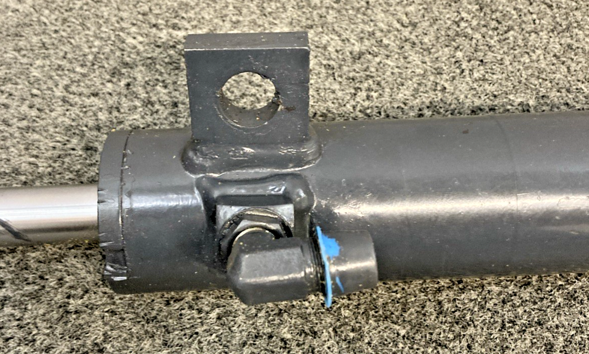 Remanufactured Clark Parts CL6046-14190 Side Shift HDY Cylinder CMP30