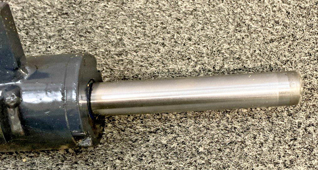 Remanufactured Clark Parts CL6046-14190 Side Shift HDY Cylinder CMP30