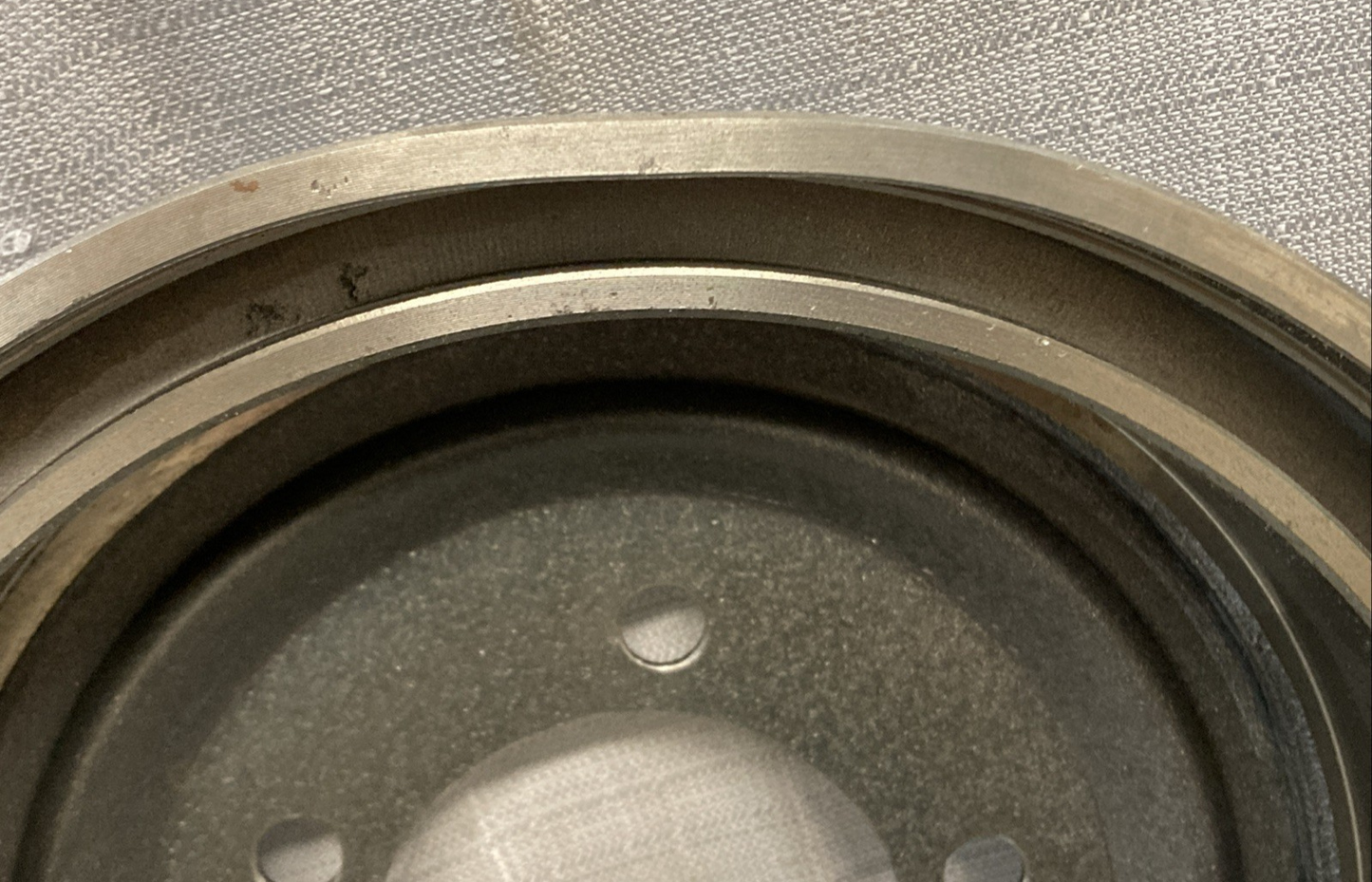 New Genuine DuraGo BD8882 Front Brake Drum